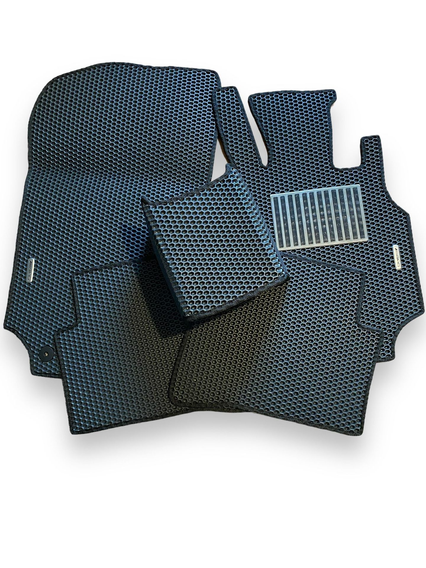 Complete black EVA mat set with honeycomb cells